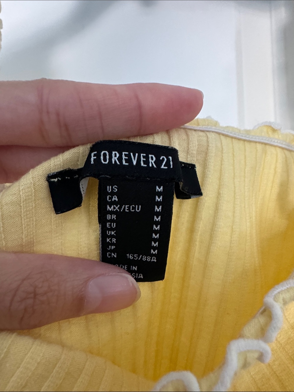 Yellow Off-Shoulder Ribbed Cropped Top - Picture 2 of 3